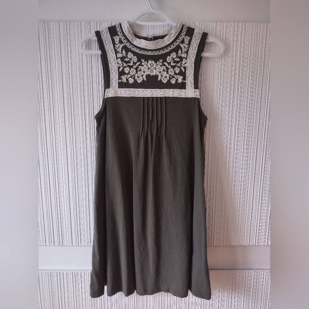 Top Shop green dress with lace Size 6